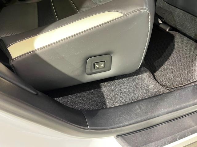 RX RX450h Fスポーツ ワンオーナー 禁煙 ムーンルーフ ワイヤレスチャージ ブレードスキャン ヘッドランプクリーナー 後席パワーシート&シートヒーター(48枚目)