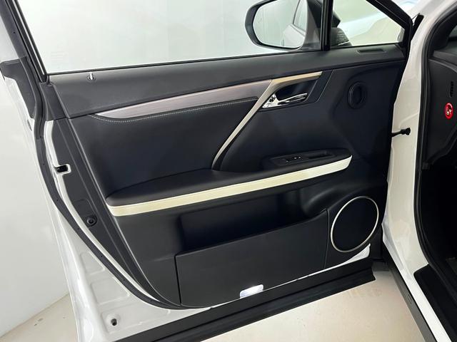 RX RX450h Fスポーツ ワンオーナー 禁煙 ムーンルーフ ワイヤレスチャージ ブレードスキャン ヘッドランプクリーナー 後席パワーシート&シートヒーター(51枚目)
