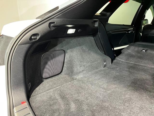 RX RX450h Fスポーツ ワンオーナー 禁煙 ムーンルーフ ワイヤレスチャージ ブレードスキャン ヘッドランプクリーナー 後席パワーシート&シートヒーター(67枚目)