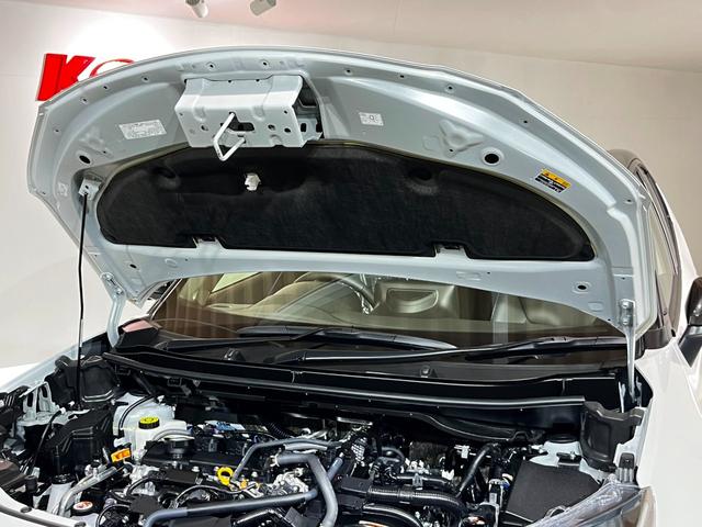 ヤリスクロス ハイブリッドＺ　２トーンルーフ　ハンズフリーパワーバックドア　パノラミックビューモニター　アドバンストパーク　パーキングサポートブレーキ（11枚目）