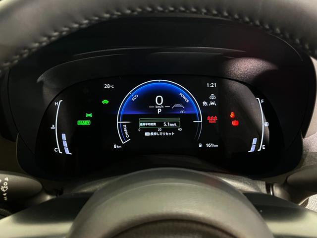 ヤリスクロス ハイブリッドＺ　２トーンルーフ　ハンズフリーパワーバックドア　パノラミックビューモニター　アドバンストパーク　パーキングサポートブレーキ（21枚目）
