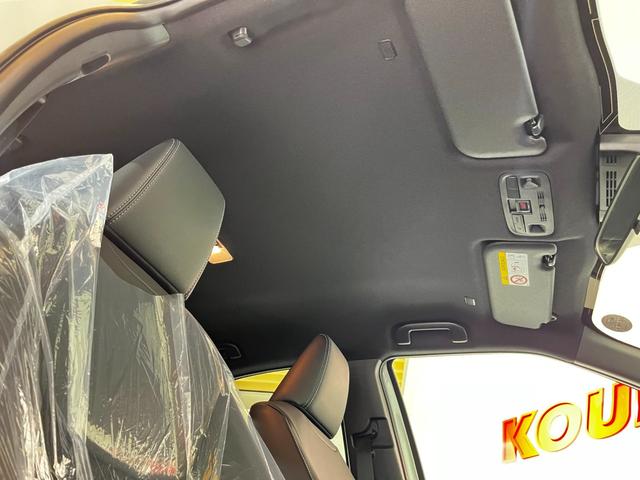 ヤリスクロス ハイブリッドＺ　２トーンルーフ　ハンズフリーパワーバックドア　パノラミックビューモニター　アドバンストパーク　パーキングサポートブレーキ（35枚目）