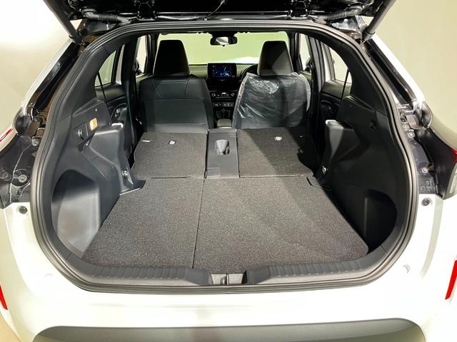 ヤリスクロス ハイブリッドＺ　２トーンルーフ　ハンズフリーパワーバックドア　パノラミックビューモニター　アドバンストパーク　パーキングサポートブレーキ（54枚目）