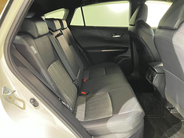 ハリアーハイブリッド G ワンオーナー 禁煙 デジタルインナーミラー パワーバックドア コネクティッドナビ フルセグ(44枚目)