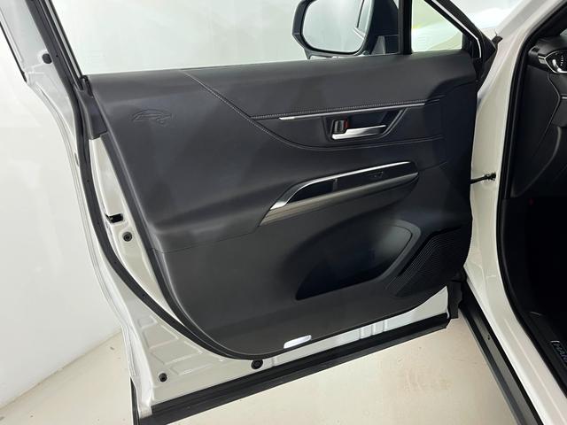 ハリアーハイブリッド G ワンオーナー 禁煙 デジタルインナーミラー パワーバックドア コネクティッドナビ フルセグ(47枚目)