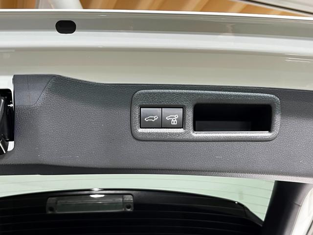 ハリアーハイブリッド G ワンオーナー 禁煙 デジタルインナーミラー パワーバックドア コネクティッドナビ フルセグ(56枚目)