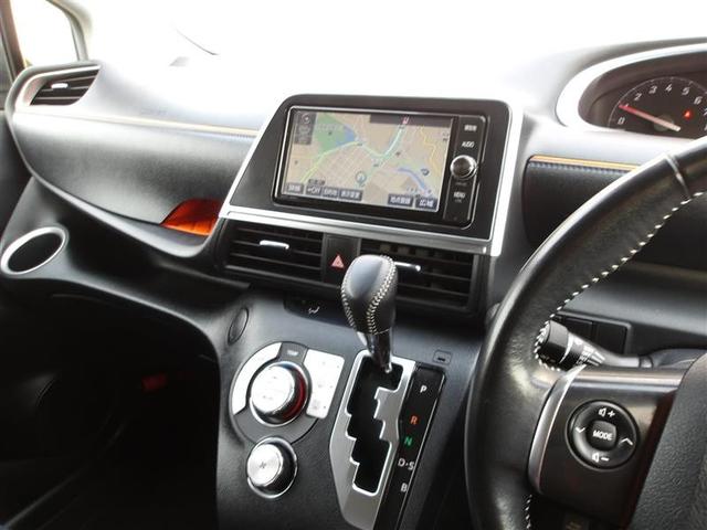 シエンタ Ｇ　フルセグ　メモリーナビ　ＤＶＤ再生　バックカメラ　衝突被害軽減システム　ＥＴＣ　両側電動スライド　ＬＥＤヘッドランプ　ウオークスルー　乗車定員７人　３列シート　ワンオーナー　アイドリングストップ（3枚目）