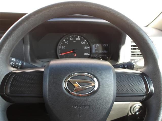 ドライバーに寄り添う快適な操作フィールをもたらすステアリングです。