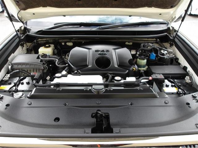 力強さと快適さを両立した動的性能のエンジンです。快適なドライビングライフをお送りください！