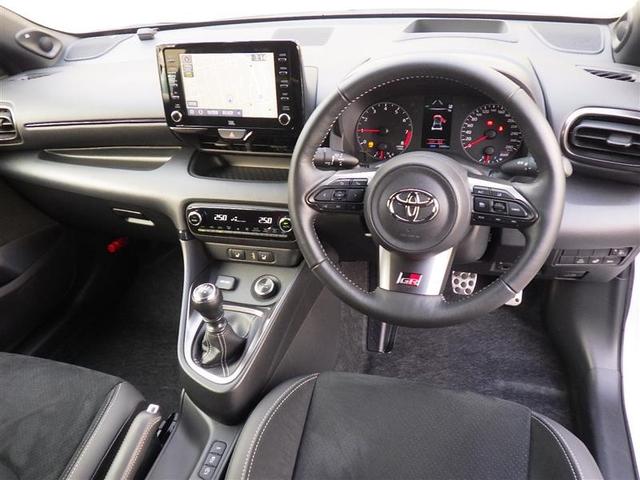 ＧＲヤリス ＲＺ　ハイパフォーマンス　４ＷＤ　メモリーナビ　ミュージックプレイヤー接続可　バックカメラ　衝突被害軽減システム　ＥＴＣ　ドラレコ　ＬＥＤヘッドランプ　ワンオーナー　アイドリングストップ（7枚目）