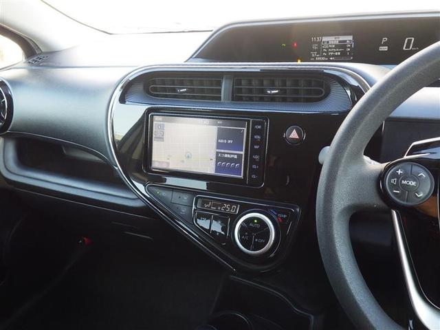 アクア Ｓスタイルブラック　フルセグ　メモリーナビ　ＤＶＤ再生　バックカメラ　衝突被害軽減システム（3枚目）