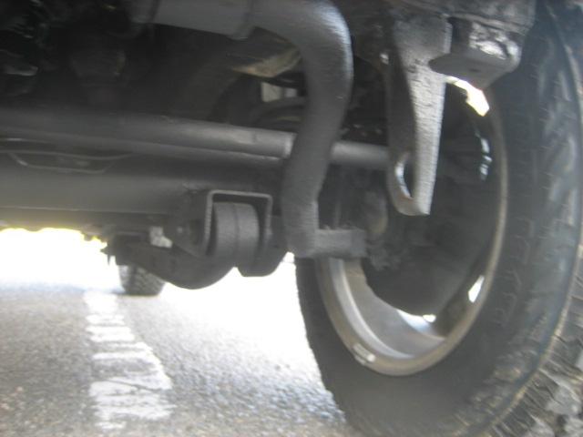 ジムニー ランドベンチャー　限定車　シートヒーター　ジオランダーＭ／Ｔタイヤ　前後バンパー外品（23枚目）