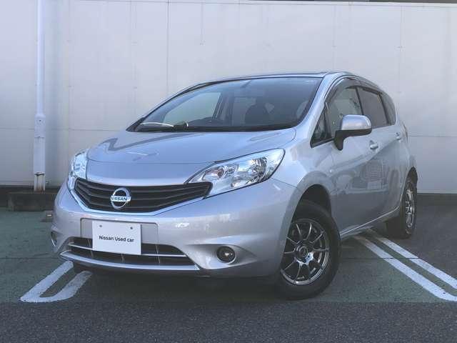 ノート Ｘ　ＦＯＵＲ　パートタイム４ＷＤ　社外アルミホイール・純正ナビ・バックモニター・ＥＴＣ・ワンオーナー・インテリキー（11枚目）