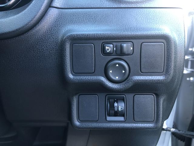 ノート Ｘ　ＦＯＵＲ　パートタイム４ＷＤ　社外アルミホイール・純正ナビ・バックモニター・ＥＴＣ・ワンオーナー・インテリキー（45枚目）