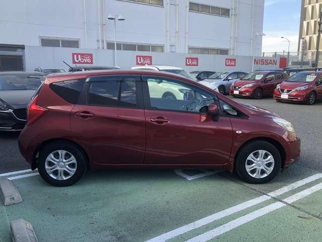 ノート 1.2 X DIG-S 純正ナビ・バックモニター・フォグランプ・ アイドリングストップ機能 左右エアバック イモビ AAC スマキー バックカメラ付き パワーウィンドウ ABS キーフリー 1オーナー ナビTV パワーステアリング メモリーナビ ワンセグ エアバック(16枚目)