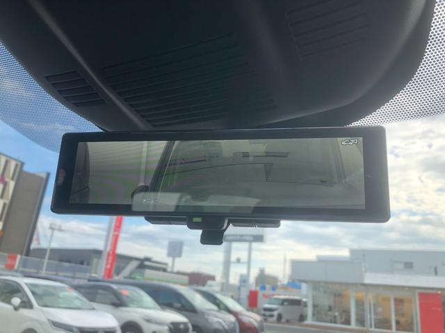 エクストレイル Ｘ　ｅ－４ＯＲＣＥ　当社元試乗車　プロパイロット　メーカーナビ　アラウンドビューモニター　電動バックドア　ルーフレール　ＥＴＣ２．０　ＳＯＳコール（8枚目）