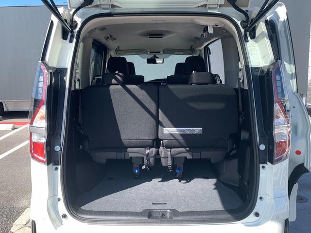 ディーラー整備工場ですので６ヶ月点検、１２ヶ月点検、車検、板金、修理何でもできちゃいます☆