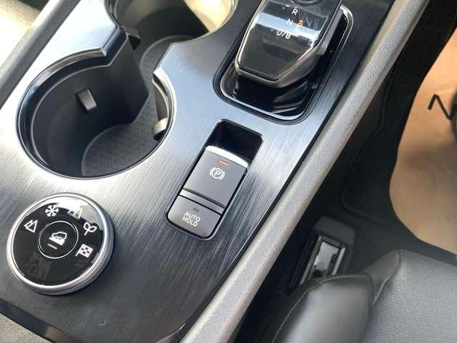 エクストレイル 1.5 X e-4ORCE 4WD 3列シート NIssanconnectナビ HDMI(11枚目)