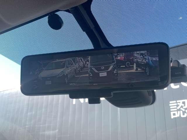 セレナ ２．０　ハイウェイスター　ＶセレクションＩＩ　純正９インチフルセグメモリーナビ（18枚目）