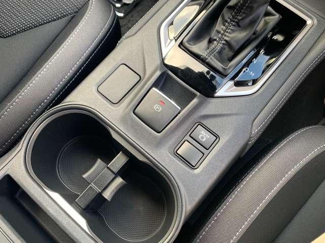 インプレッサスポーツ ２．０　ｉ－Ｓ　アイサイト　純正８インチナビ　サイド＆バックモニター（12枚目）