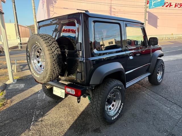ジムニーシエラ JC 純正部品すべて有り・16インチデイトナホイール・リフトアップ・社外マフラー・社外バンパー・純正OPパナソニック8インチSDナビ・Bluetooth・フルセグ・CD/DVD・バックカメラ・前後ドラレコ(7枚目)