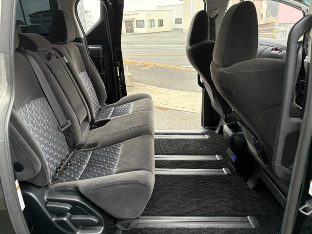 アルファード 2.5S 純正10インチSDナビ・Bluetooth・TV・CD/DVD・バックカメラ・ドラレコ・ビルトインETC・後席モニター・両側電動スライドドア・プッシュスタート・18インチAW(30枚目)