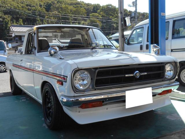 サニートラック ロングＤＸ　フロントリア車高調整ライトマーシャル大森タコメーターステアリングモモプロト左右ストライプ新品純正クーラークラッチセットオイルシールクラッチワイヤーエンジンリヤオイルシール新品交換済（2枚目）
