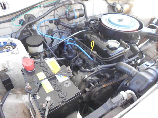 サニートラック ロングＤＸ　フロントリア車高調整ライトマーシャル大森タコメーターステアリングモモプロト左右ストライプ新品純正クーラークラッチセットオイルシールクラッチワイヤーエンジンリヤオイルシール新品交換済（24枚目）
