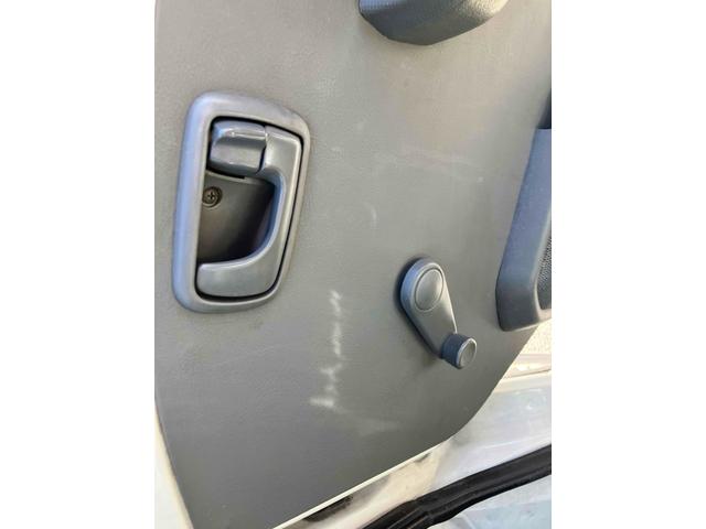 ミニキャブバン 4WD AT ETC タイミングベルト交換済み 両側スライドドア ABS エアコン 運転席エアバッグ 助手席エアバッグ(17枚目)