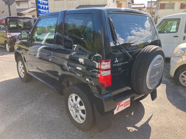 パジェロミニ XR キーレスエントリー 電動格納ミラー AT 盗難防止システム CD ミュージックプレイヤー接続可 アルミホイール 衝突安全ボディ エアコン パワーステアリング パワーウィンドウ(17枚目)
