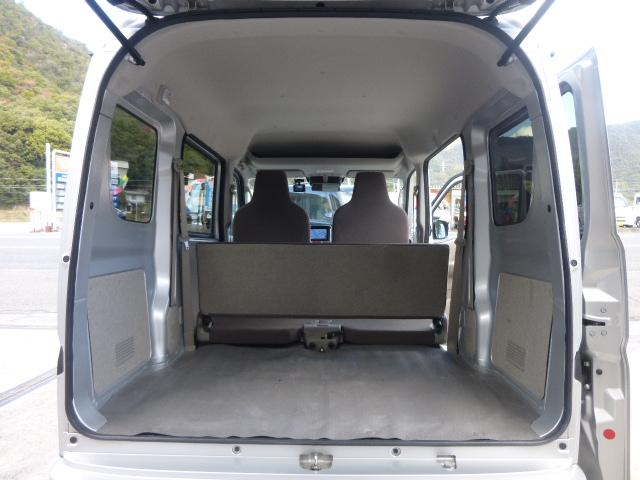 NV100クリッパーバン DX GLセーフティパッケージ ダッシュ4AT キーレスキー ハイルーフ 電動格納ミラー エマージェンシーブレーキ バックソナー 車線逸脱警報 社外ナビ AM/FMチューナー 前後ドライブレコーダー(10枚目)