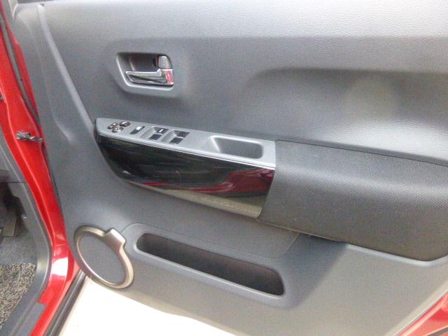 ハスラー ＪスタイルＩＩ　全方位モニター付ナビＴＶ　ビルトインＥＴＣ　スマートキ　プッシュスタート　　ＨＩＤオートライト　フォグランプ　ハーフレザーシート　シートヒーター（25枚目）