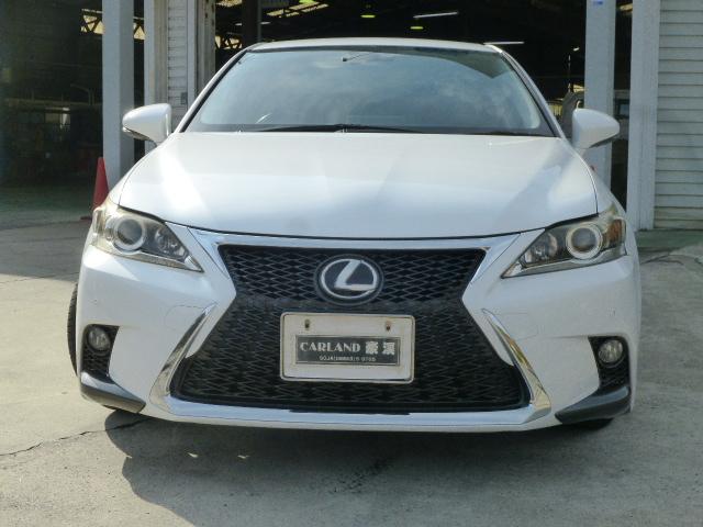 ＣＴ ＣＴ２００ｈ　バージョンＣ　後期フロントグリル　皮調シートカバー　純正ナビフルセグＴＶ　バックカメラ　シートヒーター　ビルトインＥＴＣ　ミラータイプドライブレコーダー　社外１７インチアルミ　パドルシフト　クルーズコントロール（3枚目）