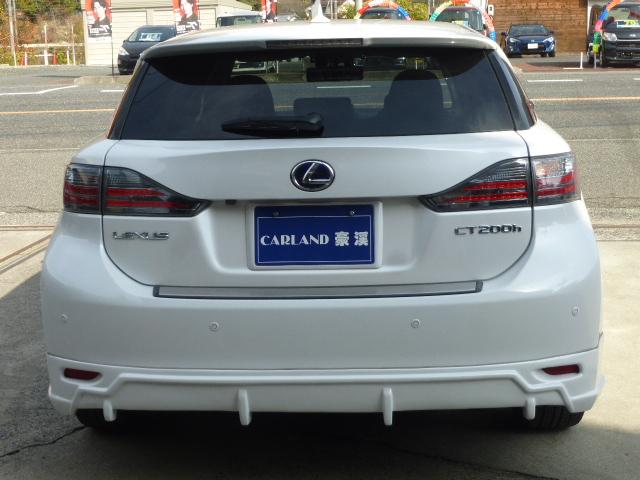 ＣＴ ＣＴ２００ｈ　バージョンＣ　後期フロントグリル　皮調シートカバー　純正ナビフルセグＴＶ　バックカメラ　シートヒーター　ビルトインＥＴＣ　ミラータイプドライブレコーダー　社外１７インチアルミ　パドルシフト　クルーズコントロール（8枚目）