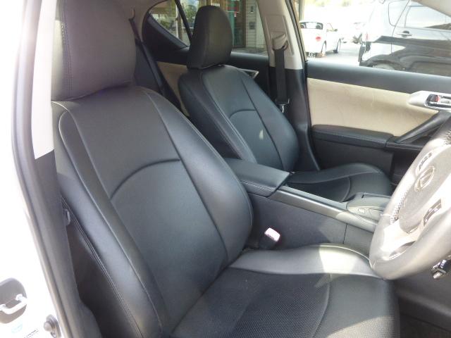 ＣＴ ＣＴ２００ｈ　バージョンＣ　後期フロントグリル　皮調シートカバー　純正ナビフルセグＴＶ　バックカメラ　シートヒーター　ビルトインＥＴＣ　ミラータイプドライブレコーダー　社外１７インチアルミ　パドルシフト　クルーズコントロール（31枚目）