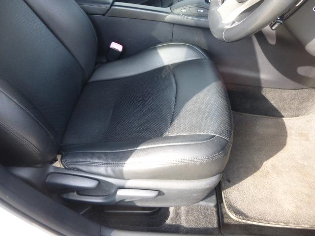 ＣＴ ＣＴ２００ｈ　バージョンＣ　後期フロントグリル　皮調シートカバー　純正ナビフルセグＴＶ　バックカメラ　シートヒーター　ビルトインＥＴＣ　ミラータイプドライブレコーダー　社外１７インチアルミ　パドルシフト　クルーズコントロール（32枚目）