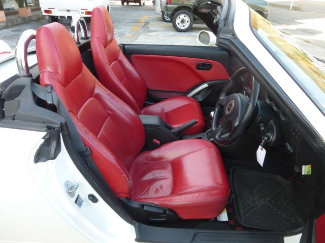 コペン アクティブトップ 5MT 赤レザーシート MOMOステ シートヒーター キーレスキー 2DINディスプレーオーディオ BT対応 ETC 社外アルミ 社外フロントバンパー 社外トランクスポイラー 電動オープントップ(19枚目)