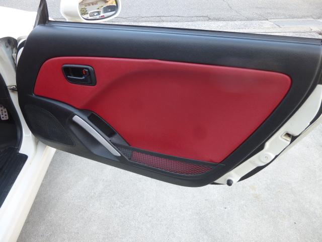 コペン アクティブトップ 5MT 赤レザーシート MOMOステ シートヒーター キーレスキー 2DINディスプレーオーディオ BT対応 ETC 社外アルミ 社外フロントバンパー 社外トランクスポイラー 電動オープントップ(20枚目)