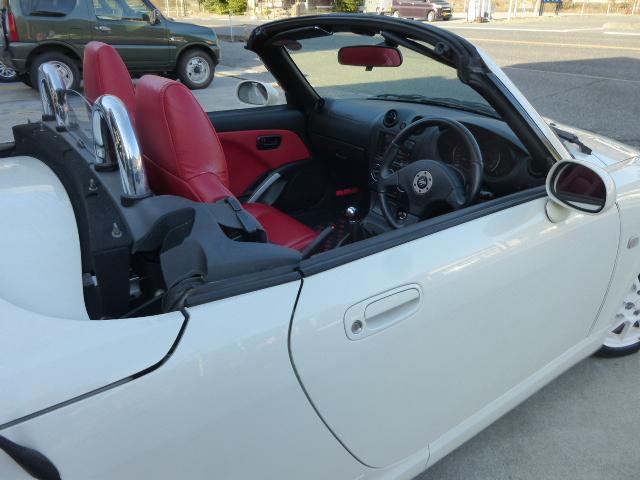 コペン アクティブトップ 5MT 赤レザーシート MOMOステ シートヒーター キーレスキー 2DINディスプレーオーディオ BT対応 ETC 社外アルミ 社外フロントバンパー 社外トランクスポイラー 電動オープントップ(23枚目)