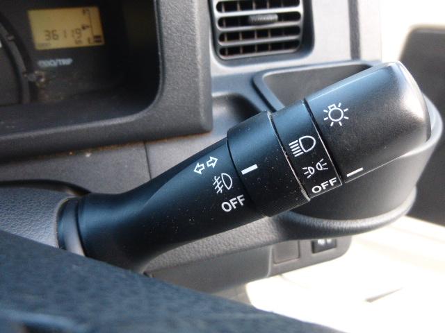 ハイゼットトラック スタンダード 農用スペシャル パートタム4WD ハイロー切替 デフロック エアコン パワステ 作業灯 AMラジオ(15枚目)