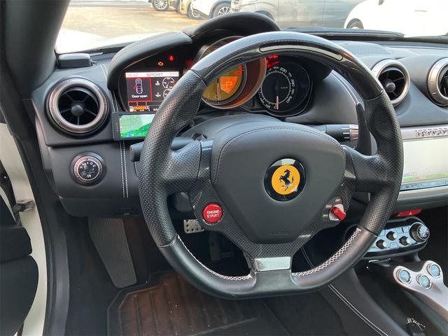 カリフォルニア ホワイト系(白)の中古車を探すなら【グーネット】 カリフォルニア ホワイト系(白)の中古車を探すなら【グーネット】