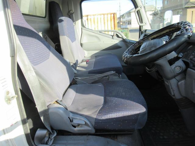 キャンター 　ワイド　ロング　全低床　ＳＡ　ディーゼルターボ　冷蔵冷凍車　５速マニュアル　ワンオーナー（6枚目）