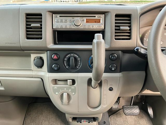 エブリイ ＰＣ　禁煙車　ＥＴＣ　パワーウインドウ　ＣＤデッキ　キーレス　修復歴なし　パワーステアリング（12枚目）