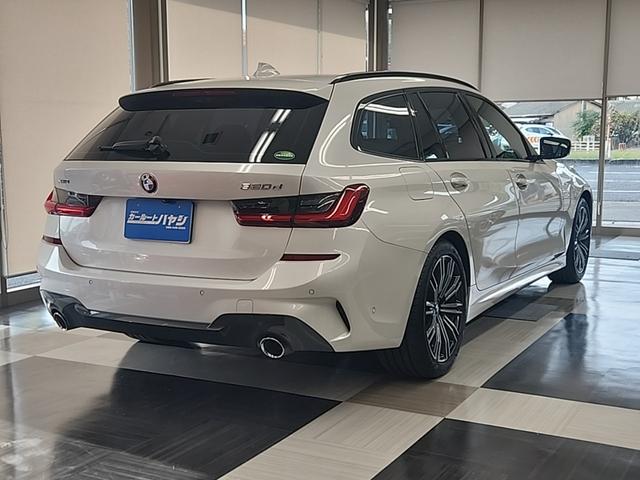 3シリーズ 320d xDriveツーリング Mスポーツ ミネラルホワイト/4WD/クリーンディーゼル/全周囲360°カメラ/地デジチューナー/ドラレコ/ドライビングアシストプロフェッショナル/ハーフレザーシート/シートヒータ/ダブルエアコン/MAXエアコン(3枚目)