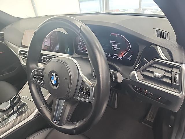 3シリーズ 320d xDriveツーリング Mスポーツ ミネラルホワイト/4WD/クリーンディーゼル/全周囲360°カメラ/地デジチューナー/ドラレコ/ドライビングアシストプロフェッショナル/ハーフレザーシート/シートヒータ/ダブルエアコン/MAXエアコン(18枚目)