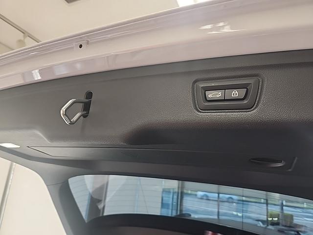 3シリーズ 320d xDriveツーリング Mスポーツ ミネラルホワイト/4WD/クリーンディーゼル/全周囲360°カメラ/地デジチューナー/ドラレコ/ドライビングアシストプロフェッショナル/ハーフレザーシート/シートヒータ/ダブルエアコン/MAXエアコン(45枚目)