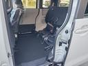 納車整備の際、国家整備士が12か月点検を実施してエンジンオイルやバッテリー等の消耗品を点検して、安心安全を標準装備しております。