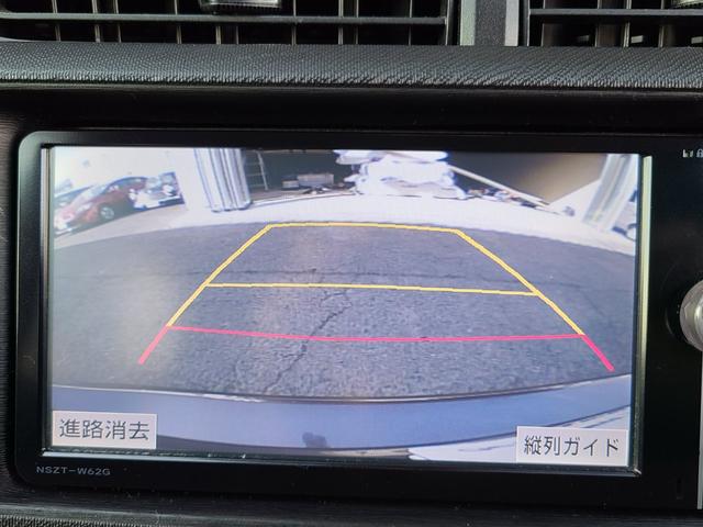 S 純正ナビ/地デジ/フルセグ/バックモニター/DVD再生/Bluetoothオーディオ/純正フルエアロ/純正アルミホイール/オプションLEDヘッドライト/ETC/(9枚目)