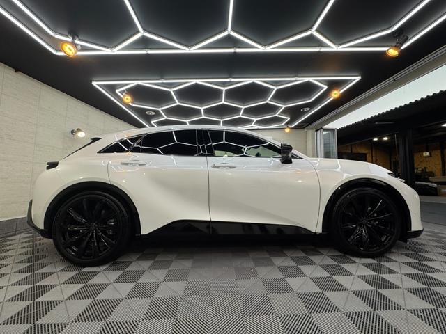 クラウンスポーツ Z Z/パノラマルーフ/ドライブレコーダー機能付きデジタルミラー/トヨタチームメイトアドバンストパーク/パノラミックビューモニター/ヘッドアップディスプレイ/置くだけ充電/BSM/サンドブラウン内装(8枚目)