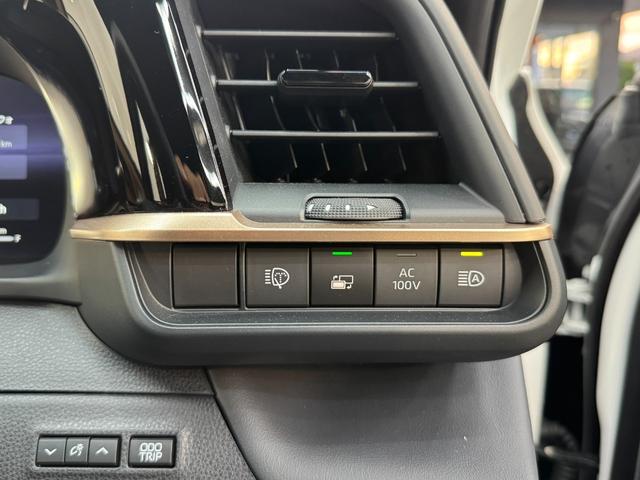 クラウンスポーツ Z Z/パノラマルーフ/ドライブレコーダー機能付きデジタルミラー/トヨタチームメイトアドバンストパーク/パノラミックビューモニター/ヘッドアップディスプレイ/置くだけ充電/BSM/サンドブラウン内装(23枚目)